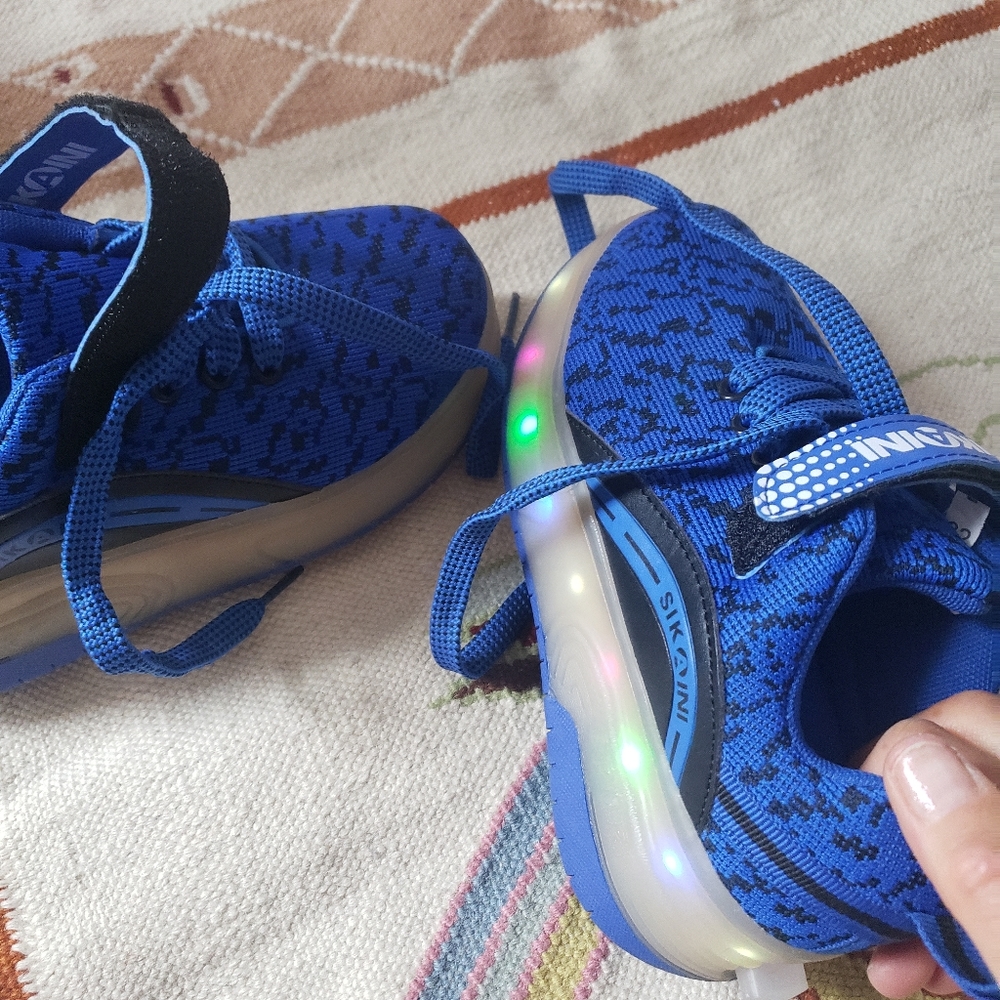 Wheels shoes 12
